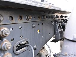 Iveco 440S51T S-Way E6 Retarder Alufelgen Navi 2Betten