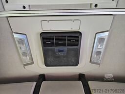 RENAULT T 520