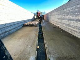 LANGENDORF SSH 20/25 Steinauflieger mit Kran