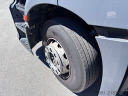 MERCEDES-BENZ Actros 5 mit Schwenwandkoffer und Ladebordwand
