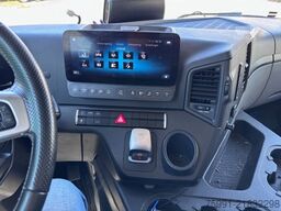 MERCEDES-BENZ Actros 5 mit Schwenwandkoffer und Ladebordwand