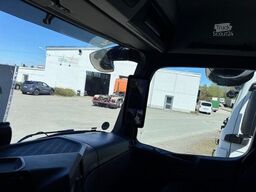 MERCEDES-BENZ Actros 5 mit Schwenwandkoffer und Ladebordwand