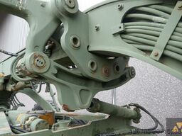 Caterpillar 130G Ex-army