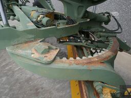 Caterpillar 130G Ex-army