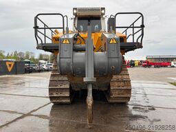 Liebherr PR 766 05 3D / RIPPER