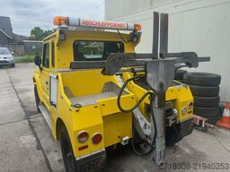 Iveco Massif Haken / Brillenfahrzeug