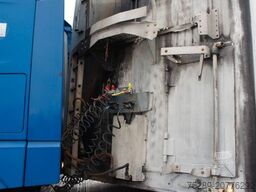 KNAPEN K100 Schubboden Walkingfloor Brandschaden