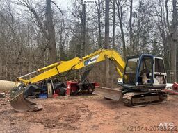 Kobelco SK60 crawler excavator with bucket