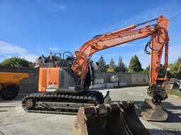 Hitachi ZX 135 US -6