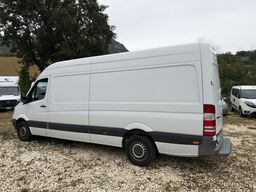 Mercedes-Benz Sprinter 319 long