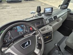 man TGL 12.250 BL City Abrollkipper AHK Euro 6