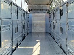 CUPPERS Boone construct - 3 deck livestock trailer - Ve...