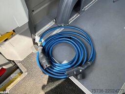 VW E-Crafter 100% Elektrisch 9 persoon + 2 rolstoe...