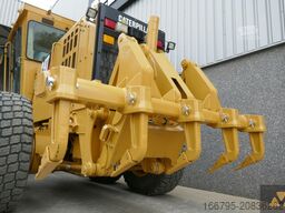 Caterpillar 140K