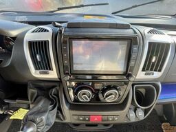 Bürstner Lyseo Time I 728 G Limited Luftfeder HA, Rollerbühne