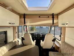 Bürstner Lyseo Time I 728 G Limited Luftfeder HA, Rollerbühne