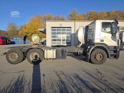 IVECO AD260X40Y/PS HR ON*Rechtslenker*