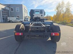 IVECO AD260X40Y/PS HR ON*Rechtslenker*