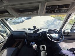 IVECO AD260X40Y/PS HR ON*Rechtslenker*