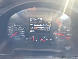 IVECO AD260X40Y/PS HR ON*Rechtslenker*