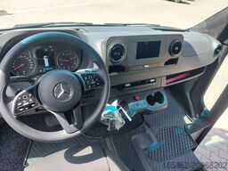 Mercedes-Benz 519 Sprinter AHK