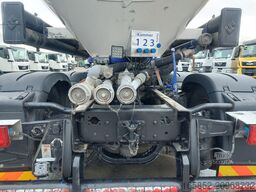 MAN TGX 35.440  Silo Euro 6 8x4 Lift+Lenk Klima (5)