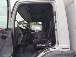 Mercedes-Benz Atego 818 Edscha Gardine Euro 4 4x2 (33)