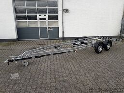 Brenderup 2500kg Premium 650cm Motorboot Trailert