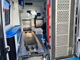Mercedes-Benz Sprinter 313 CDI 4x2 Sprinter 313 CDI 4x2, EEV, Krankenwagen