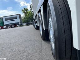 Volvo FH 500 Euro 6 8x2 HMF 95 Tonmeter laadkraan + F...