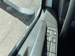 Volvo FH 500 Euro 6 8x2 HMF 95 Tonmeter laadkraan + F...