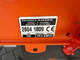 Renault D 12 LOW P4X2  210E6 / PLYWOOD GESLOTEN LAADBAK...