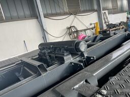 BLOCCAGGIO POSTERIORE INTERNO CON 2 PISTONI