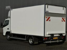 FUSO Canter BAKWAGEN 3C15 MET 750KG LAADKLEP
