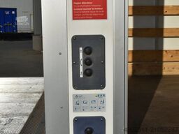 FUSO Canter BAKWAGEN 3C15 MET 750KG LAADKLEP