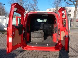 FORD Transit Courier Sport Klima 1 Hand