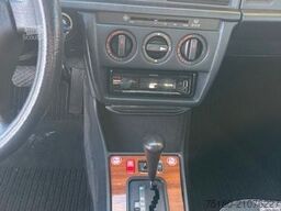 MERCEDES-BENZ 190 E 1.8  Limousine Oldtimer PKW Automatik