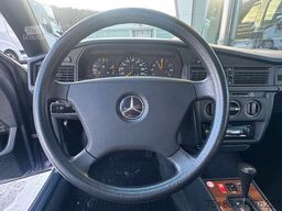 MERCEDES-BENZ 190 E 1.8  Limousine Oldtimer PKW Automatik