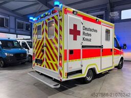 VOLKSWAGEN Crafter *RTW/KTW KOFFER*STRYKER-LIEGE*AUTOMATIK