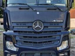 Mercedes-Benz Actros 1945LS