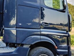 Mercedes-Benz Actros 1945LS