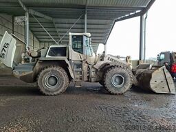 LIEBHERR L576 XPower Radlader 29 Ton *11.603 h *Waage