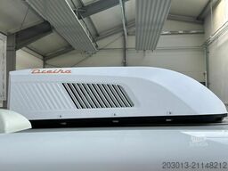 Hobby -Wohnwagenwerk Wohnanhänger 24EG S180