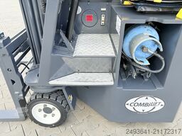 Combilift C3000CB GAS TRIPLEX 4900 POSITIONER TOP1