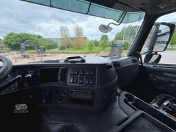 VOLVO FM480 8X4