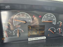 VOLVO FM300 6X2-4