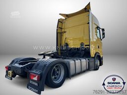 SCANIA S450A4x2EB / LowLiner / Hub-Sattelkupplung