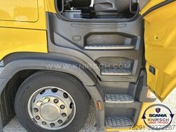 SCANIA S450A4x2EB / LowLiner / Hub-Sattelkupplung