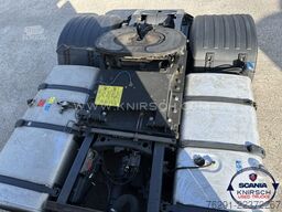 SCANIA S450A4x2EB / LowLiner / Hub-Sattelkupplung