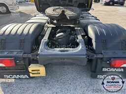 SCANIA S450A4x2EB / LowLiner / Hub-Sattelkupplung